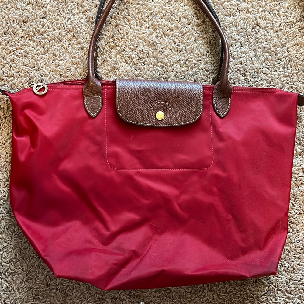 Red long champ medium size tote bag